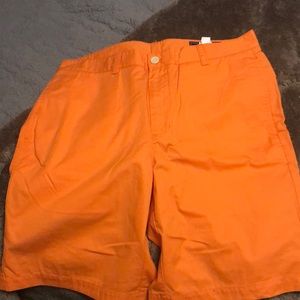 Orange Vneyard Vines club shorts. Brand new!